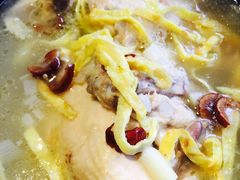-天乐广场(食多滋美食城店)