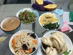 -苏州雏渐肥月嫂