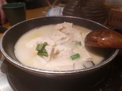 土家手掰柴火豆腐-吃饭皇帝大(合生汇店)