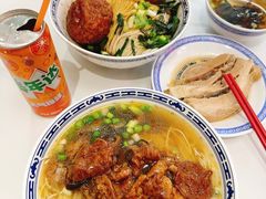 -鲁达面馆本帮风味(共康东路店)