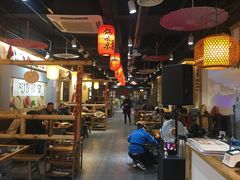 大堂-锅来乐地锅鸡(安亭店)
