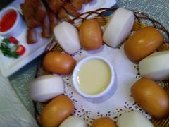 双色馒头-七叔家宴家常广西菜(江南店)