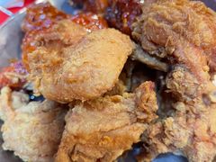 -BHC炸鸡(明洞总店)