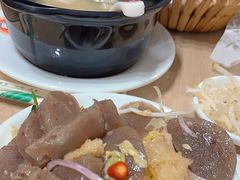 -闫家驴肉老店(华电一校店)