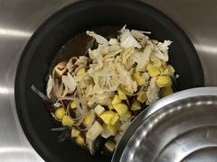 -粘豆包柴火铁锅炖