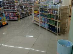 -人人乐购物广场(开发区店)