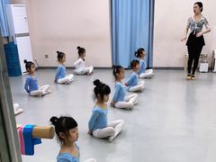 -梧桐花语舞蹈培训中心(潞城校区)