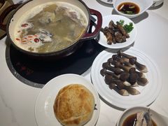 -黑鸡小馆(金源店)