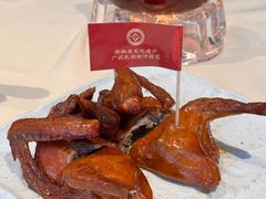 非遗红烧乳鸽-侨美食家·粤菜(体育西路店)