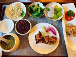 -馨月汇·一悦馨香月子中心(前滩店)