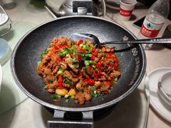 -味上湘菜馆(岳麓山店)