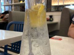 咸柠檬七喜-潮庭港式茶餐厅·熊仔奶茶(同济广场店)