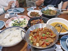 -钟掌勺忘不了地道湘菜(新天地假日广场店)