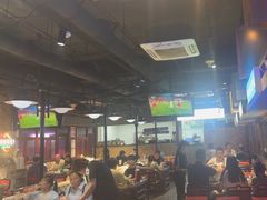 -马路牙子烧烤音乐酒馆(望京店)