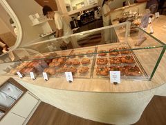 -VERIE BAKEHOUSE