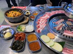 -哈哈碳都·牛肋条无限自助烤肉(台江万达店)
