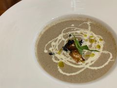 蘑菇浓汤-觅境西餐厅