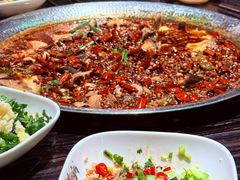 -老船舫·现做活鲜鱼馆(东郊记忆店)