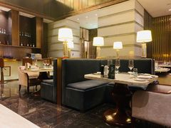 大堂-郑州希尔顿酒店·阿米奇意大利餐厅