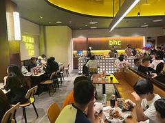 -BHC炸鸡(明洞总店)