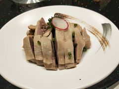 -海鸿荟·沿江菜(中山北路店)