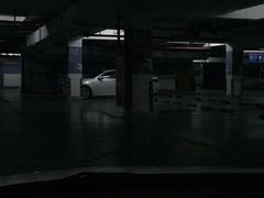 -泓历皇朝酒店(东亭店)