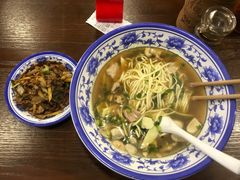 -阿扁杭州面(苗圃店)