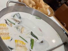 -樾餐厅泰式海鲜火锅(民歌湖店)