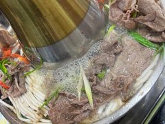 -撒拉人家.酸菜牦牛肉火锅