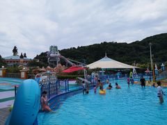 -平湖九龙山乐满地水上乐园