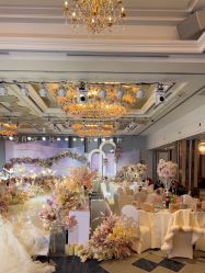 -曼格纳婚礼艺术中心(张江店)