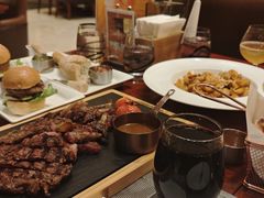 -东西风牛排馆周末烧烤自助(首都机场希尔顿店)