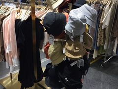 -URBAN REVIVO(济南世茂广场店)