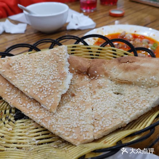 新疆伊犁河餐厅(博兴店)
