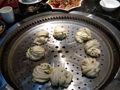 -袁小二大东北铁锅炖(吉祥村总部)