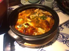 臭豆腐肥肠煲-卢大鲜鱼头捞饭(美利广场店)