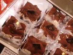-巴黎贝甜(大宁国际商业广场店)