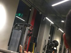 -汗水空间私教健身连锁(SM广场店)