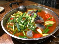 -亮欢寨酸汤鱼(沙冲路店)