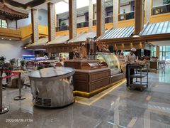 -舜耕山庄四时万和自助餐厅