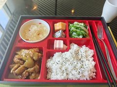 -筠咖啡西餐厅(上海国展宝龙丽筠酒店)