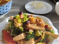 -陈熹公民族美食文化餐厅(中华广场店)