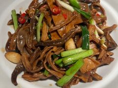 -山涧肴·湘味家肴(松岗满纷天地店)