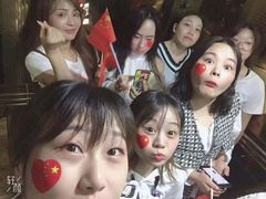 -群丽化妆摄影美甲纹绣培训学校