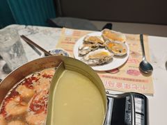 -金马门国际美食百汇(珞喻路店)