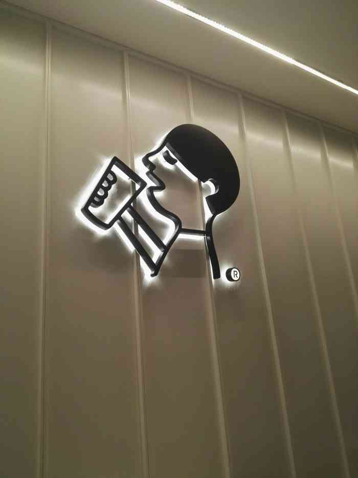 喜茶(正弘城店)-"喜茶来到郑州已经有很长一段时间了,今天终.