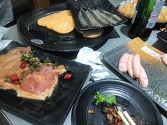 -啊美丽炭火烤肉(滑翔一店)
