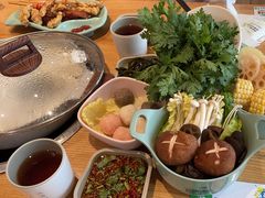 -池云涧自然椰子鸡(万泰汇店)