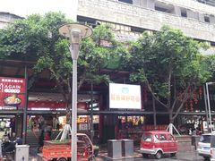 -好吃街美食城(八一广场店)