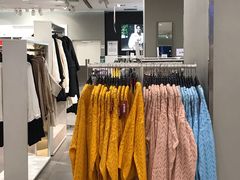 -H&M(鹏欣水游城店)